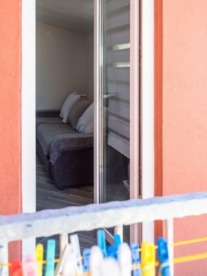 Apartment ˝Soleil˝ วีร์ ภายนอก รูปภาพ