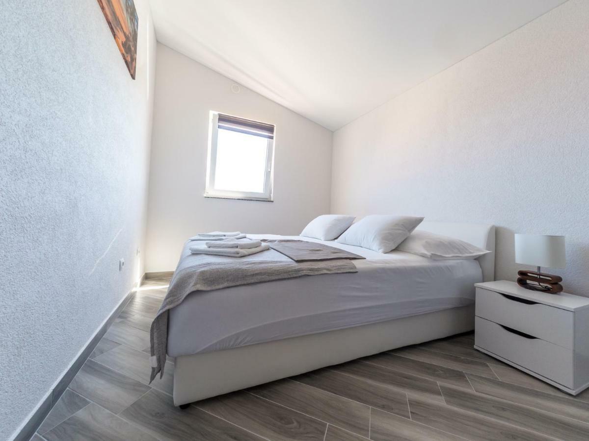 Apartment ˝Soleil˝ วีร์ ภายนอก รูปภาพ