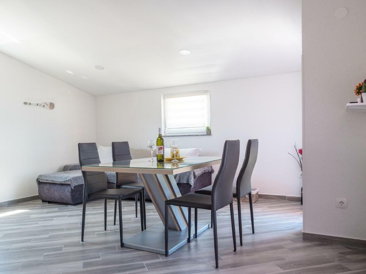 Apartment ˝Soleil˝ วีร์ ภายนอก รูปภาพ